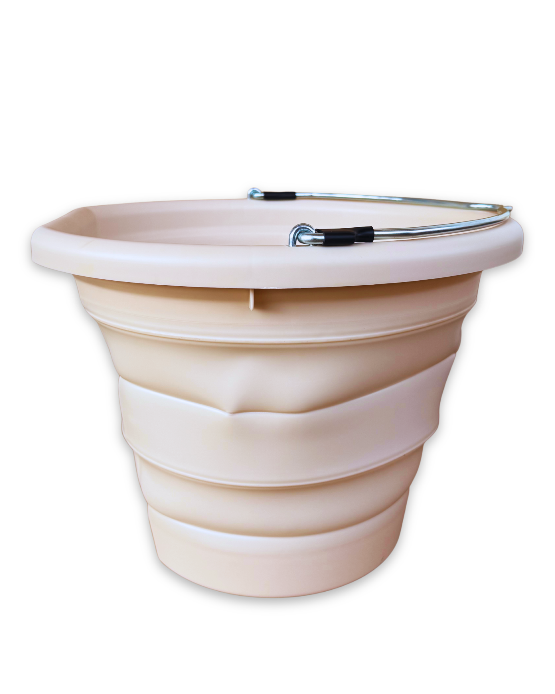 Boss Bucket - Sand – Boss Equine Products