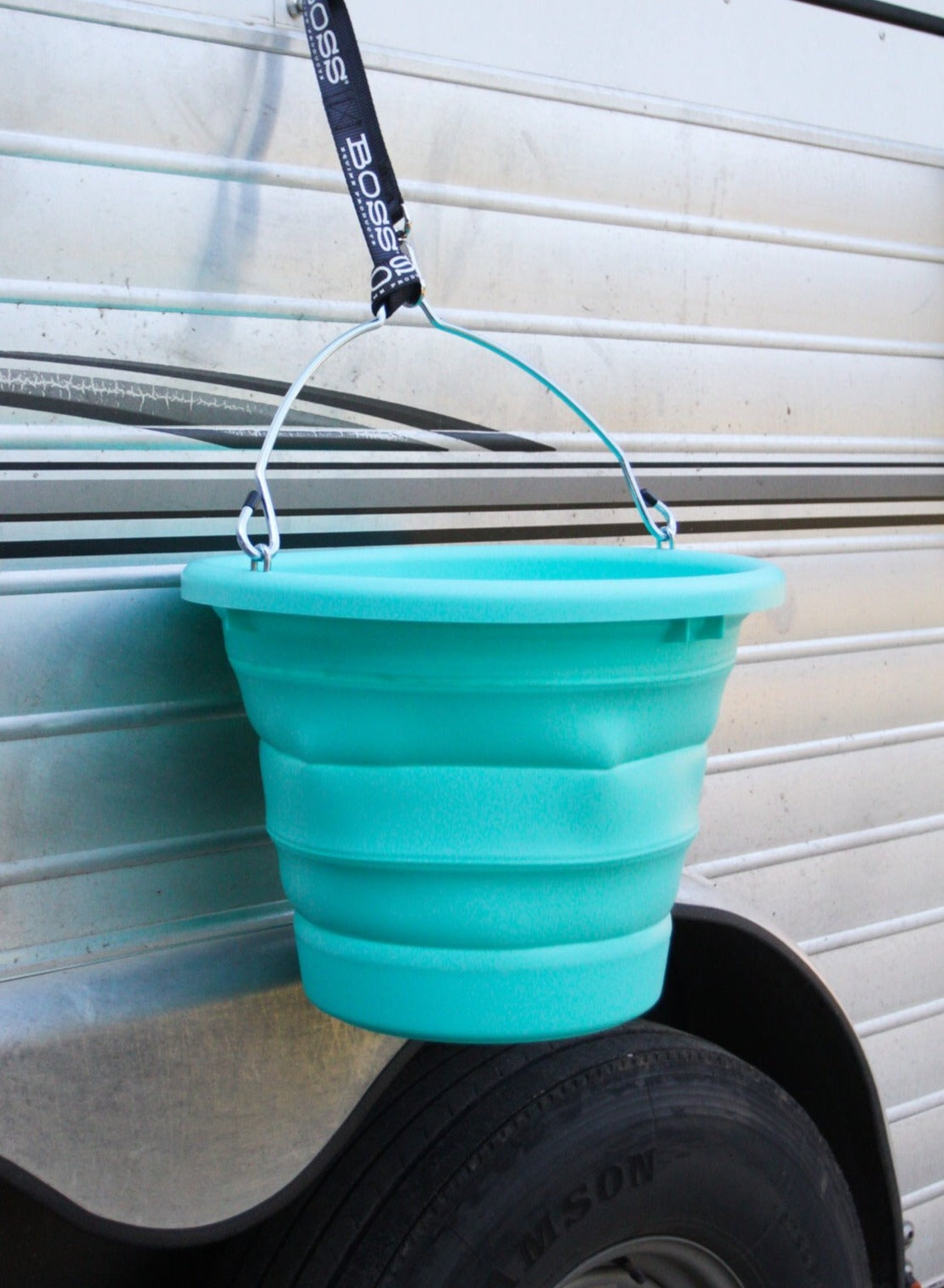 Masterforce Bucket Boss Boss™ Bucket - Solid Turquoise – Boss Equine Products